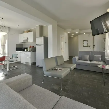 Apartment Attico Giafari