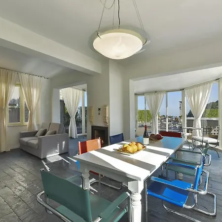 Apartment Attico Giafari *